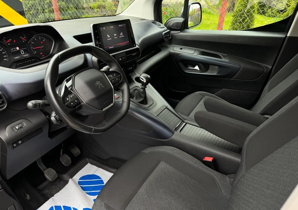Peugeot Rifter cena 74999 przebieg: 124000, rok produkcji 2020 z Grabów nad Prosną małe 781